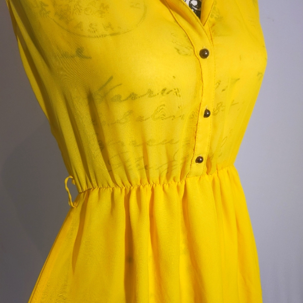 Petite Yellow Madame Ms Dress, Sleeveless